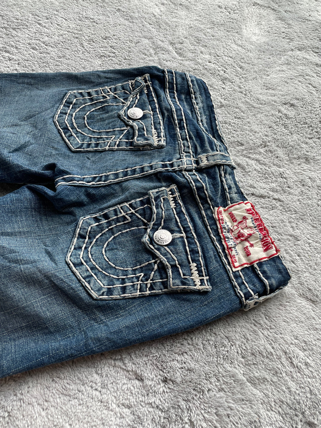 True Religion Low Waist Straight Damen (S)