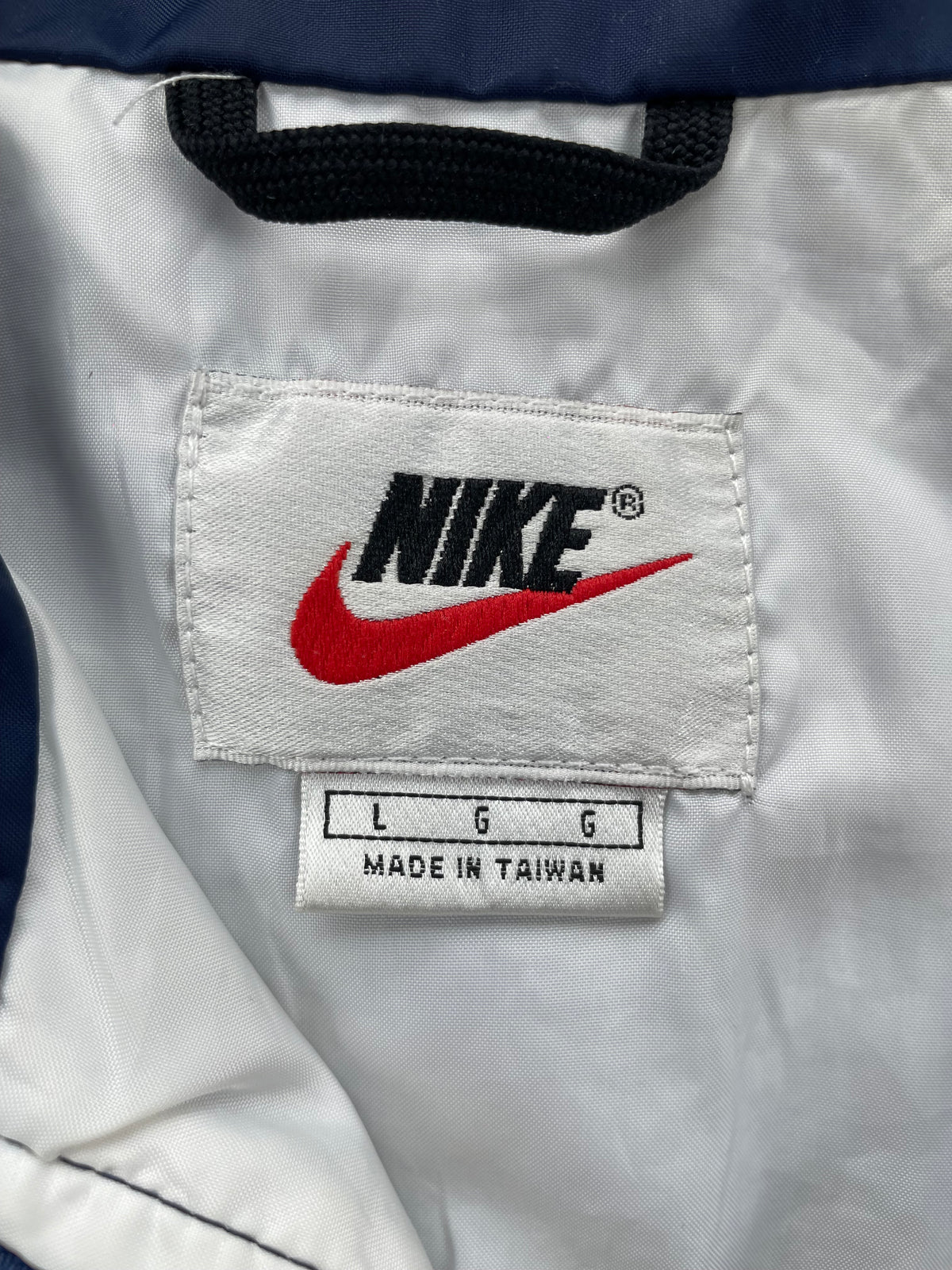 Vintage Nike Windbreaker (2007) L