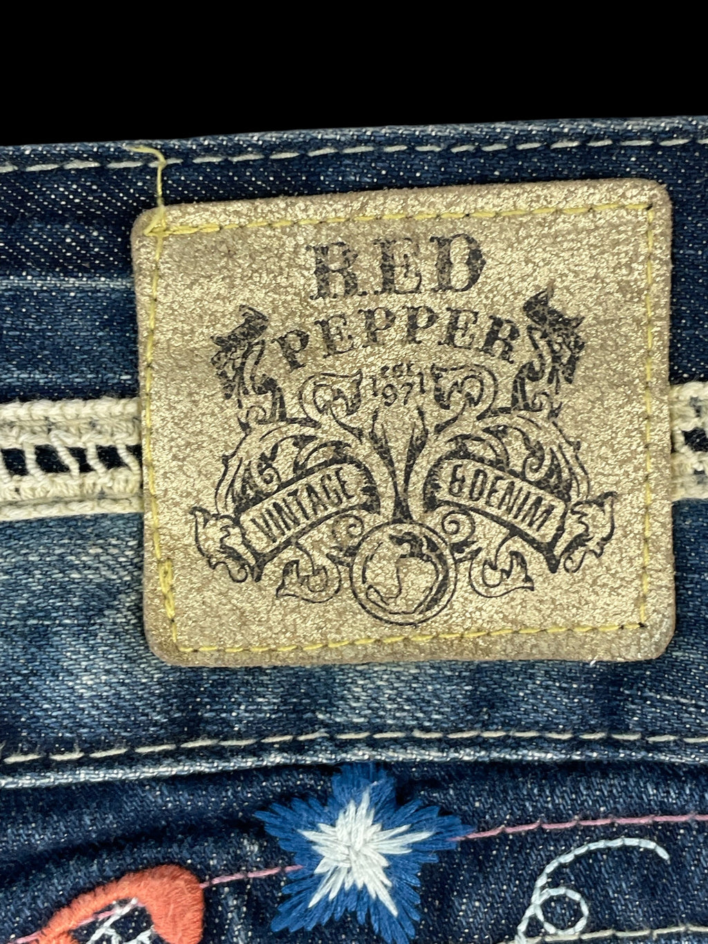 Red Pepper Low Waist Flared | Embroidered Backprint Women's (M)